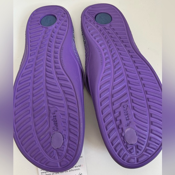 Cheeks Women's Purple Sandals - Picture 6 of 7